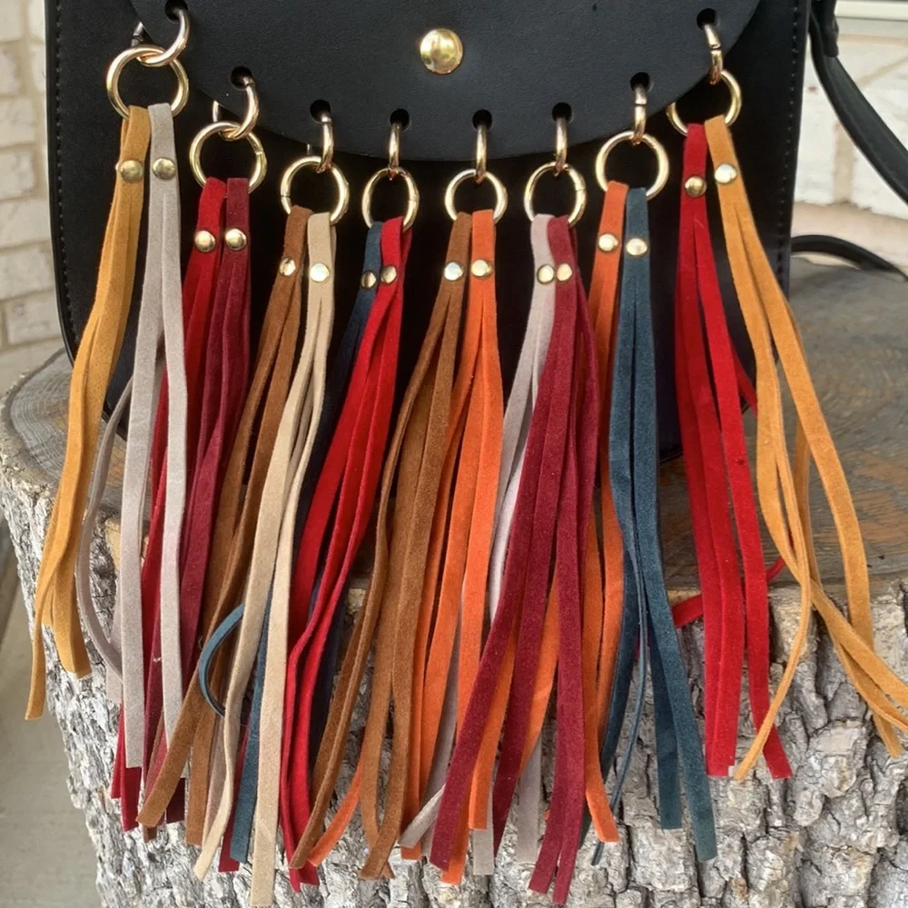 Mellow World Women's Delilah Multicolored Fringe Saddle Bag - Picture 2 of 4